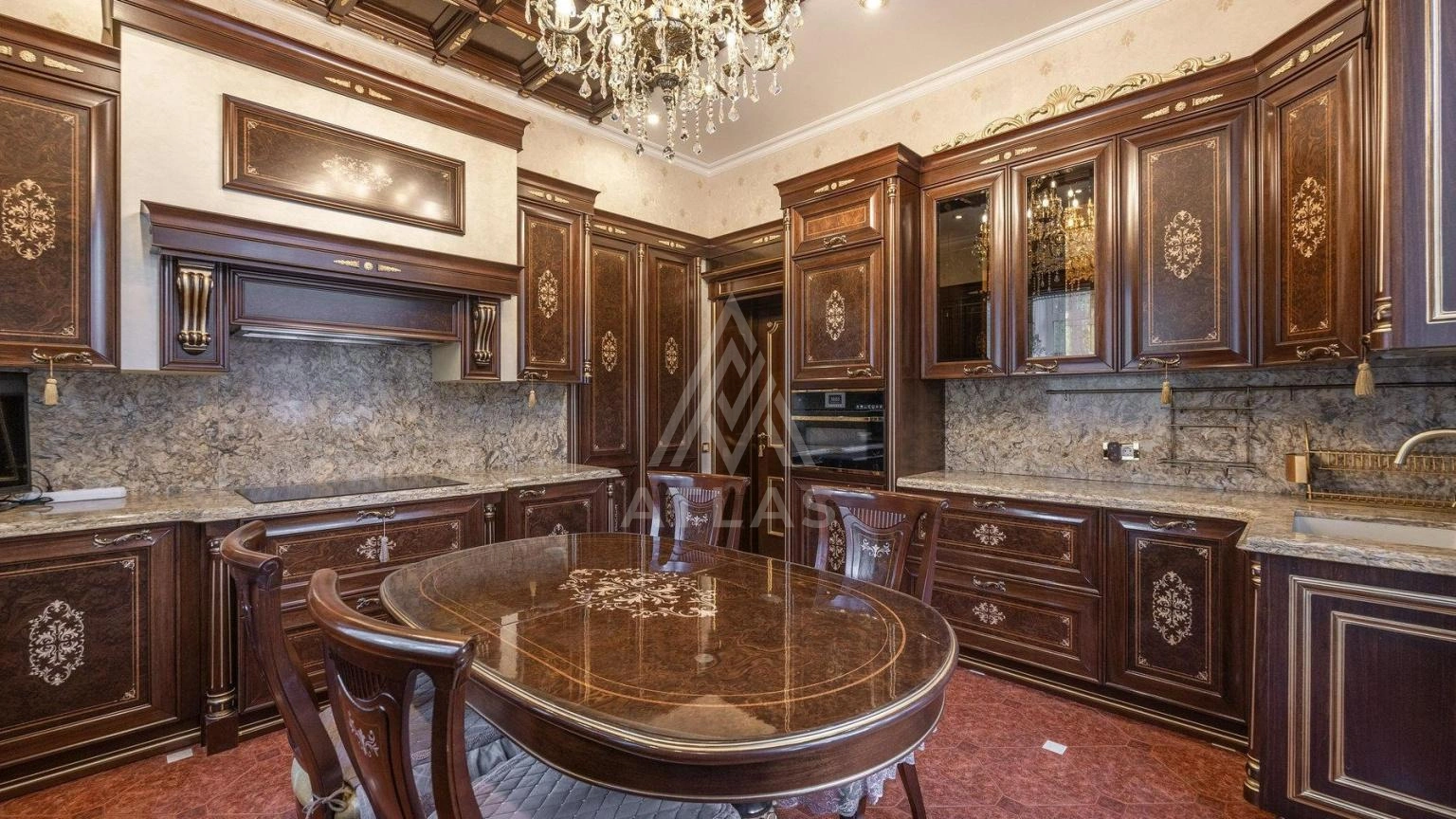 Классический дом на лесном участке, фото 4
