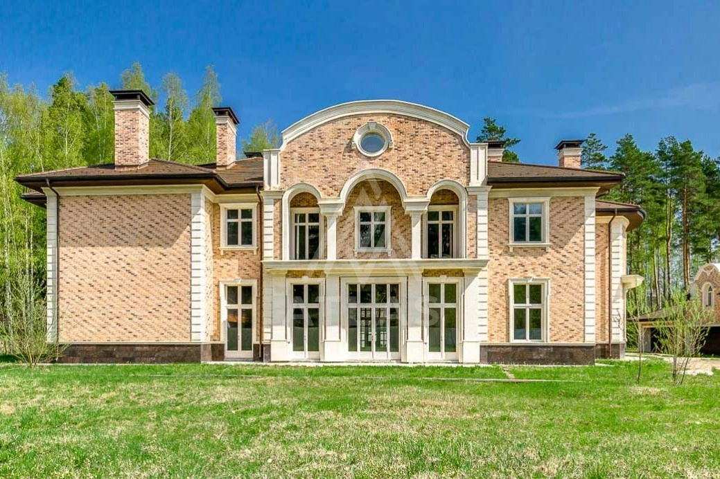Классическая усадьба под отделку, фото 1