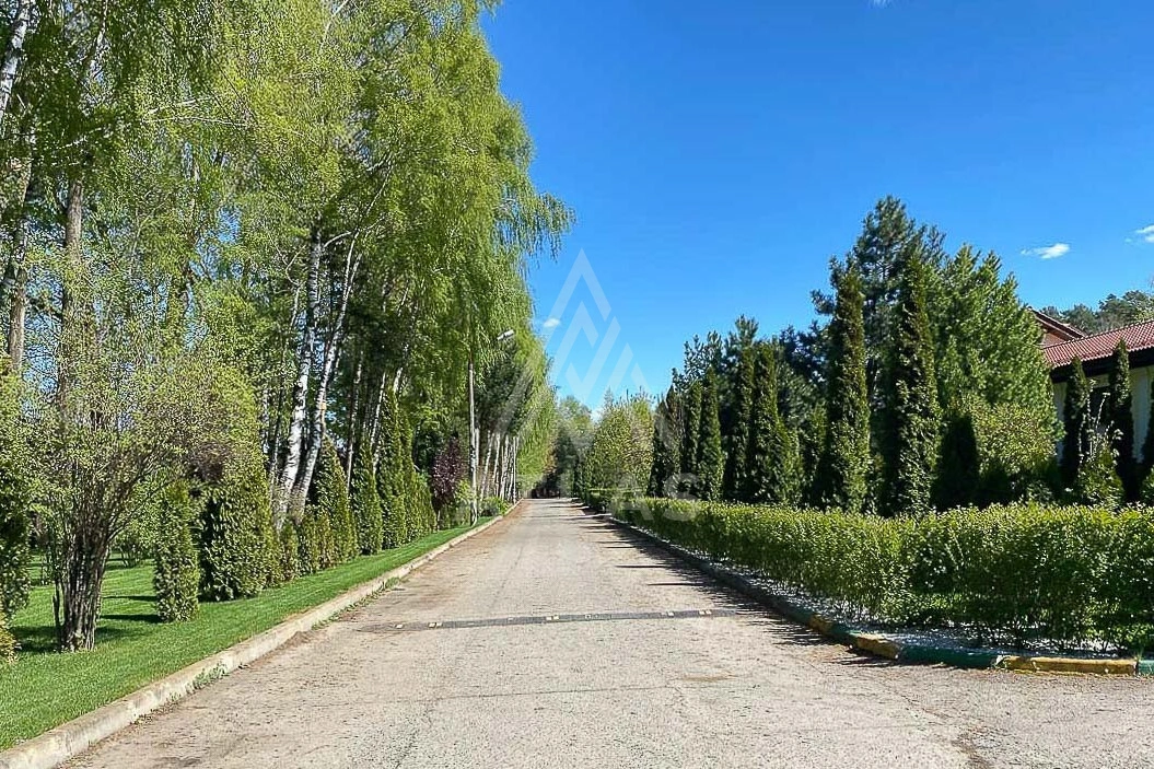 Участок в элитном поселке, фото 1