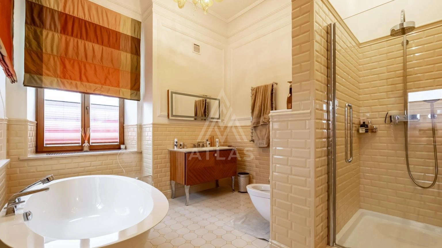 Классический особняк с полноценным SPA c бассейном, фото 10