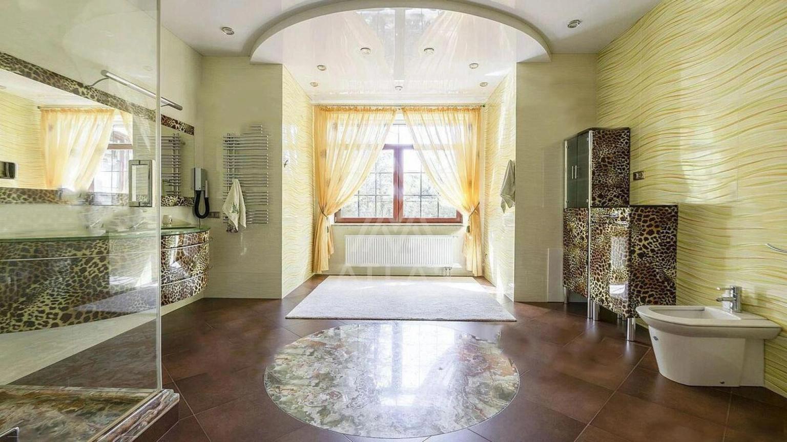 Дом по индивидуальному проекту с дизайнерским ремонтом, фото 6