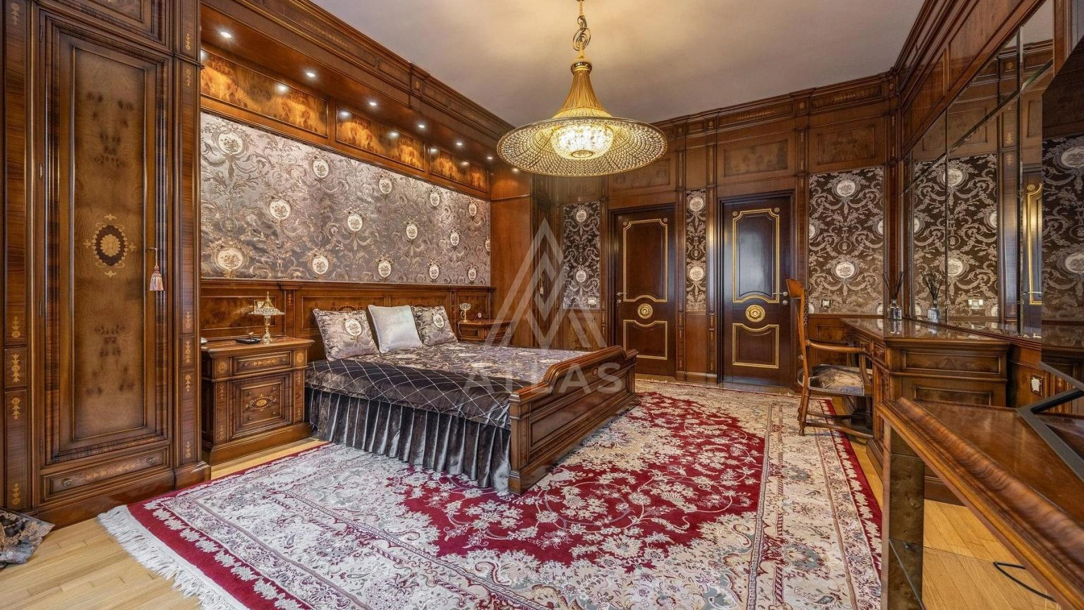 Классический дом на лесном участке, фото 10