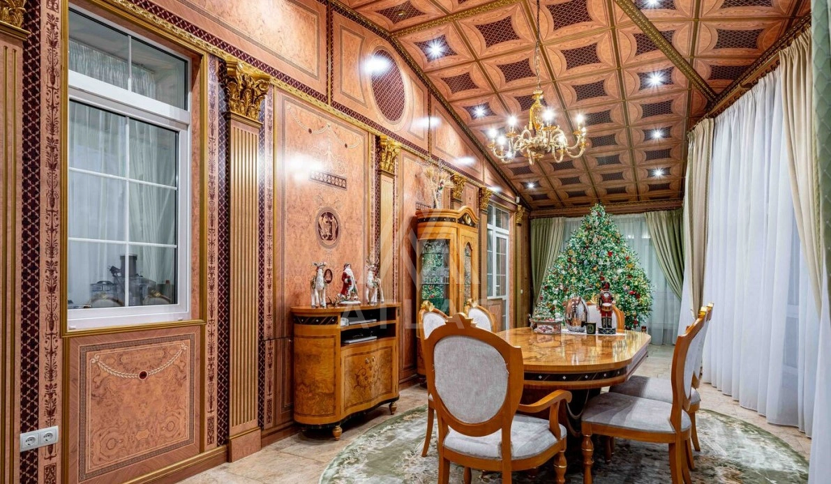 Классический дом на большом участке, фото 8