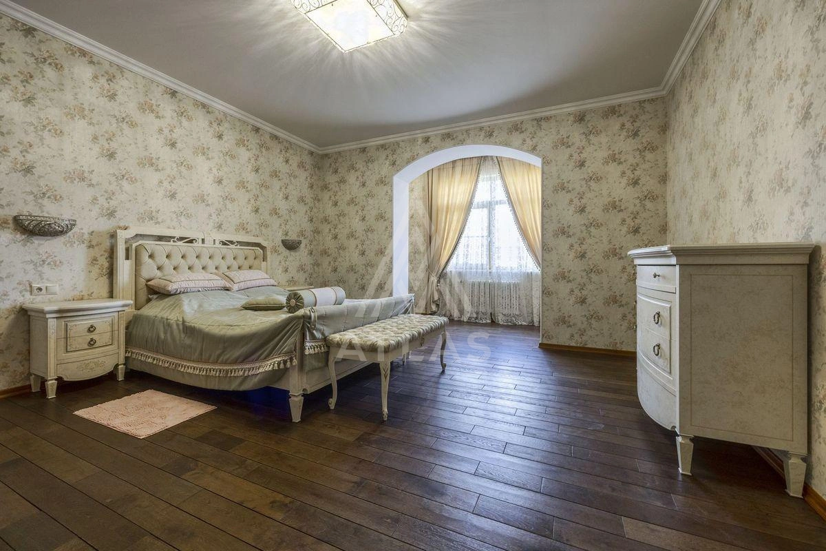 Классический дом с бассейном, фото 17