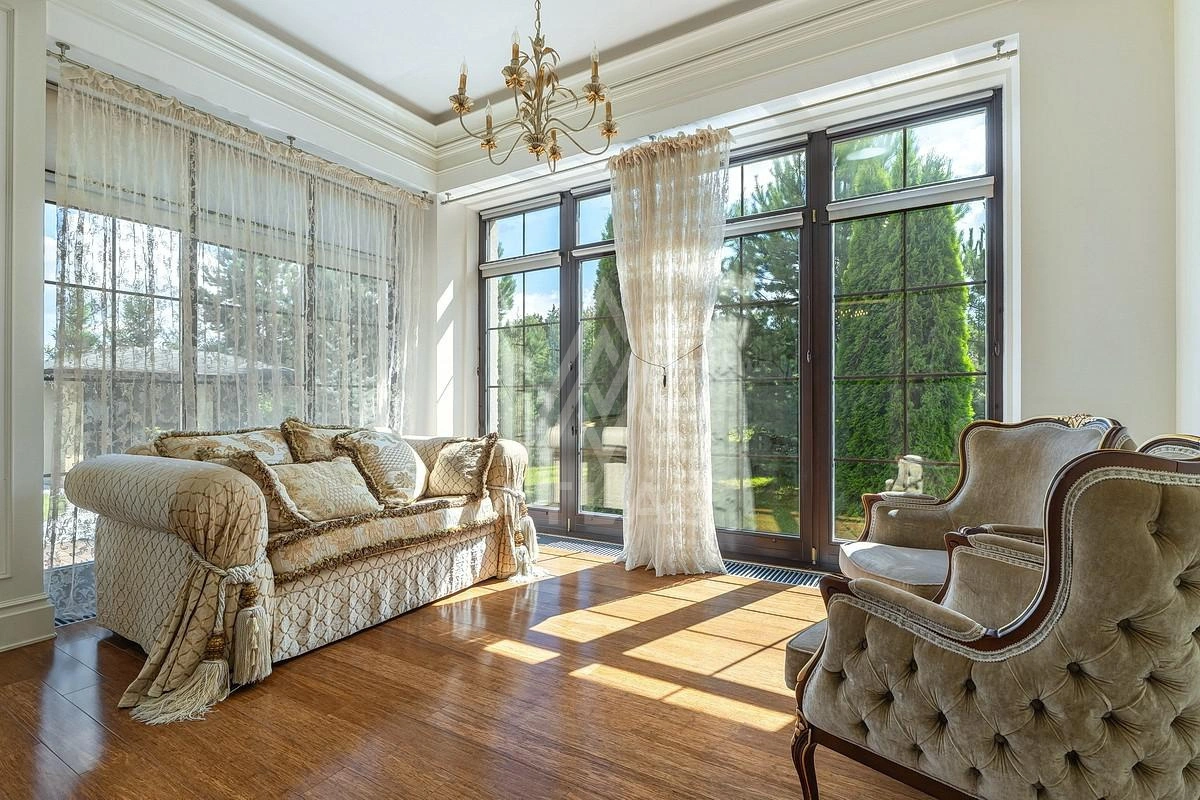 Дом с классическим интерьером, фото 2