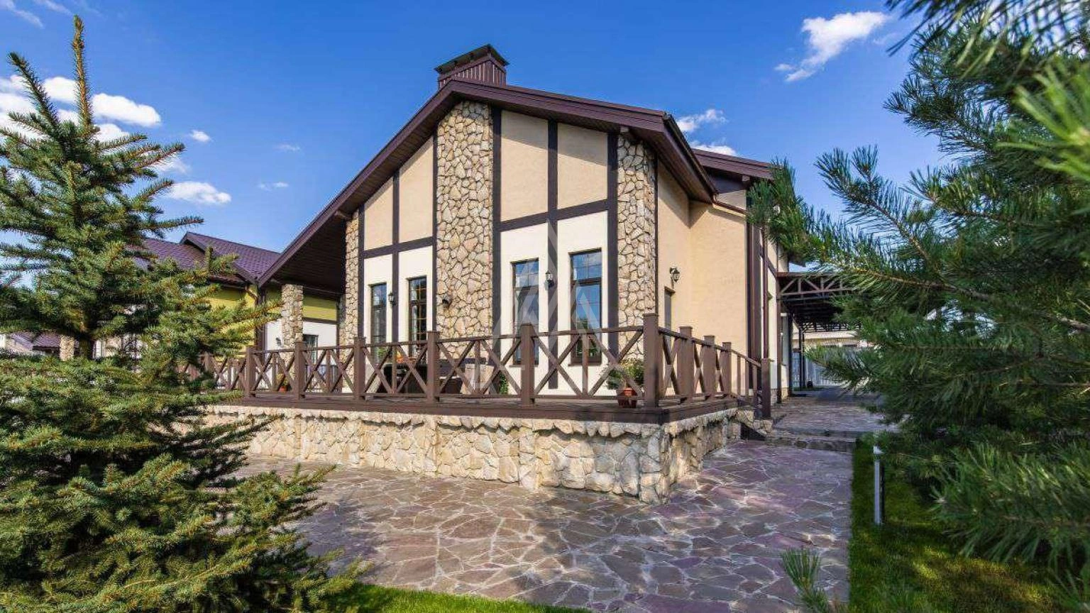 Уютное шале в приватной части поселка, фото 1