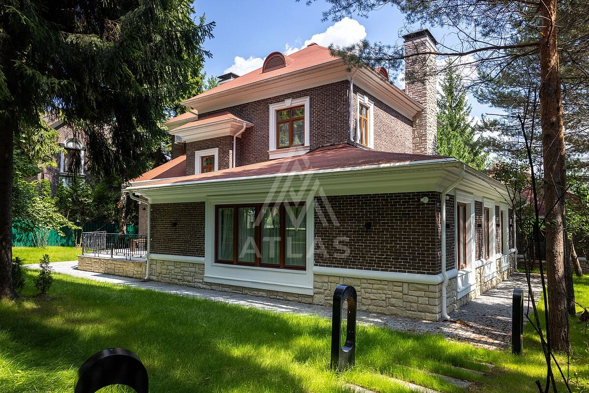 Дом в европейском стиле на лесном участке, фото 2