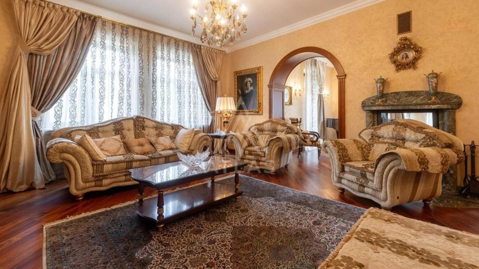 Классическая резиденция у леса, фото 5