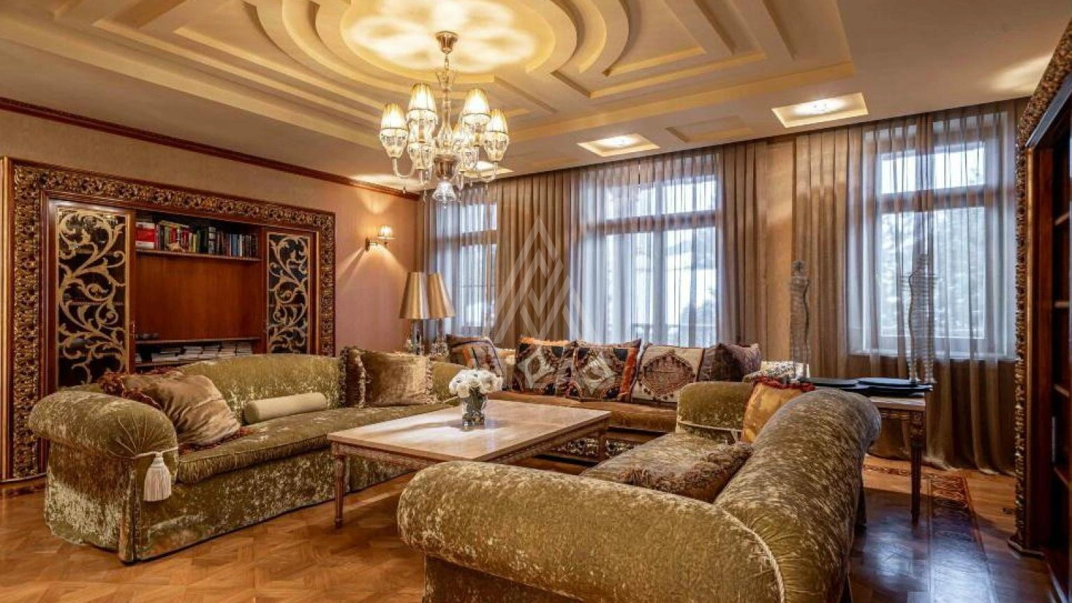 Классическая резиденция с бассейном, фото 10