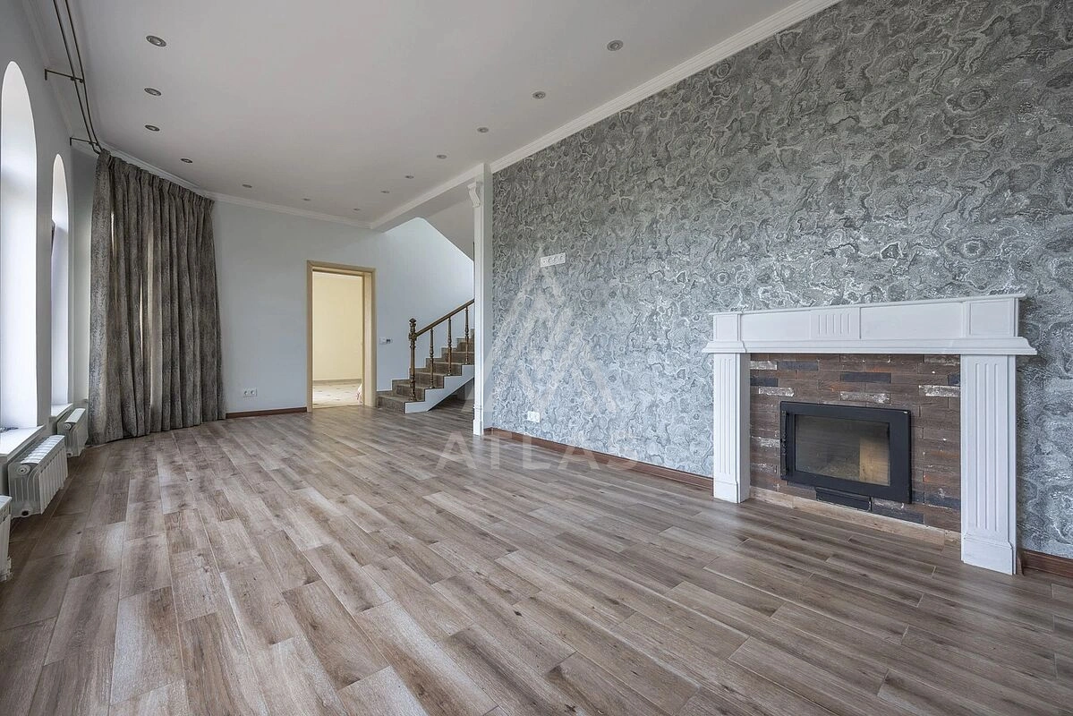 Дом в испанском стиле и гостевым домом, фото 4