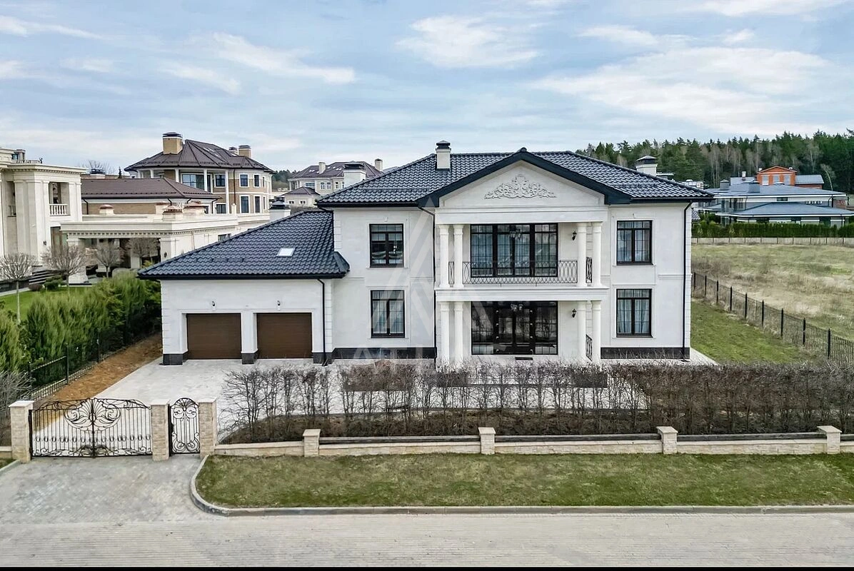 Новый современный дом с видом на лес, фото 19
