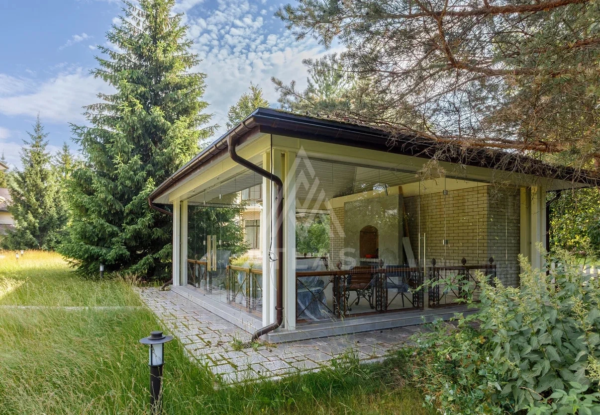 Классический особняк на просторном участке, фото 2