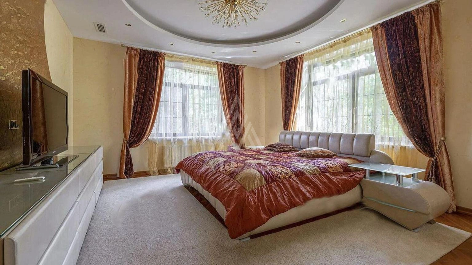 Дом по индивидуальному проекту с дизайнерским ремонтом, фото 5