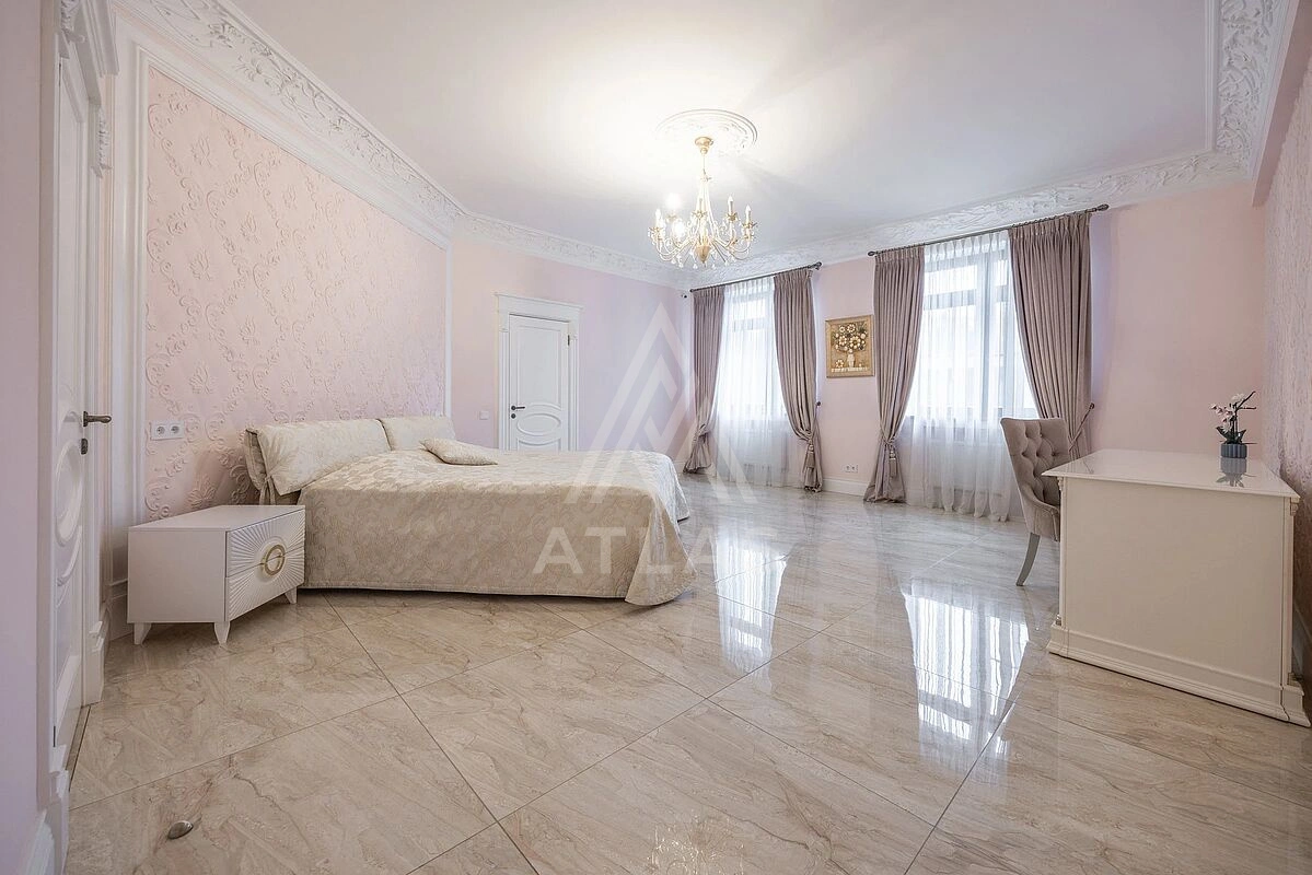 Классическая резиденция с бассейном, фото 17
