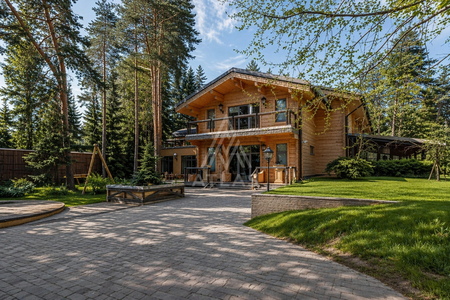 Дом по индивидуальному проекту с бассейном, фото 1