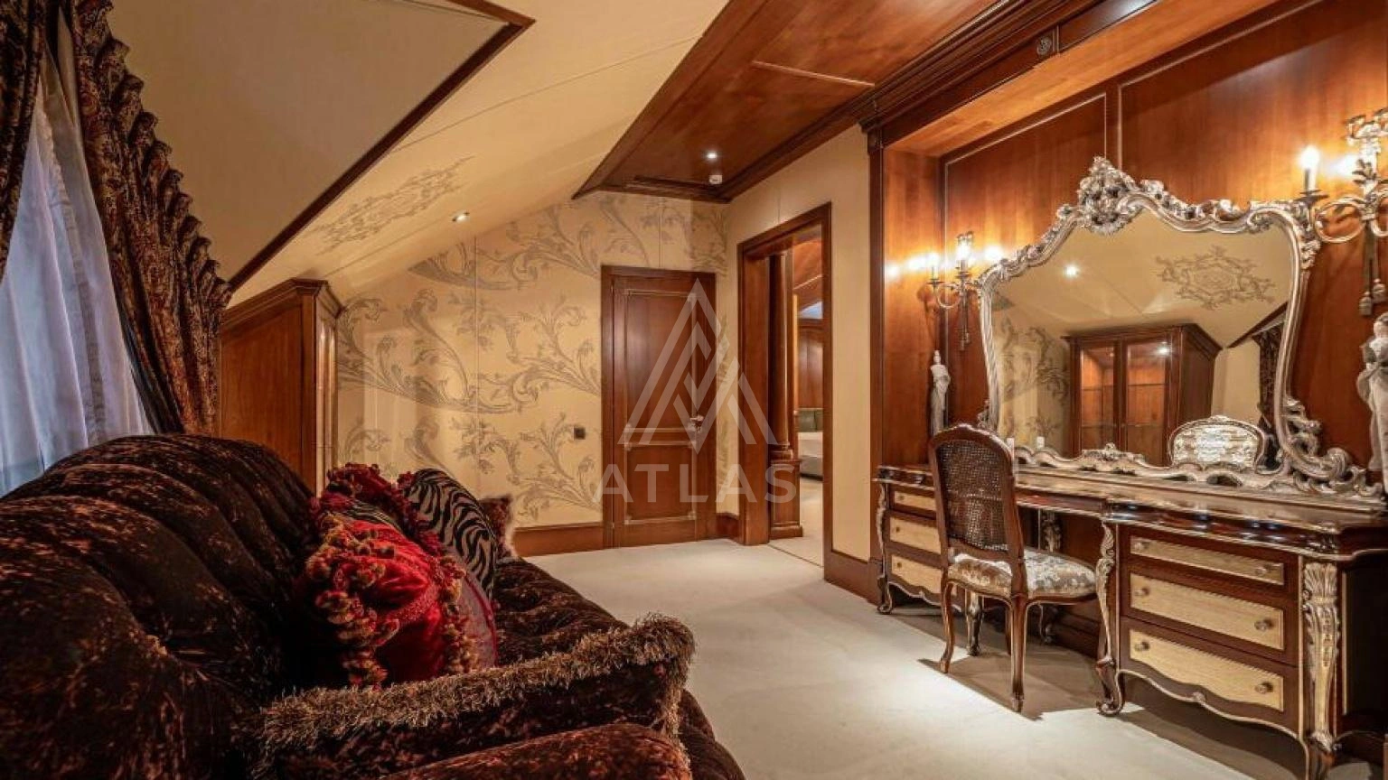 Классическая резиденция с бассейном, фото 18
