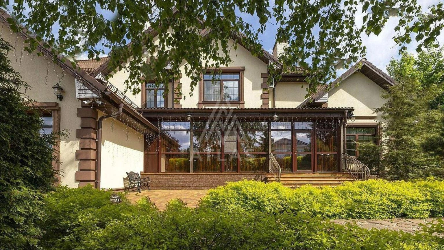 Дом по индивидуальному проекту с дизайнерским ремонтом, фото 9