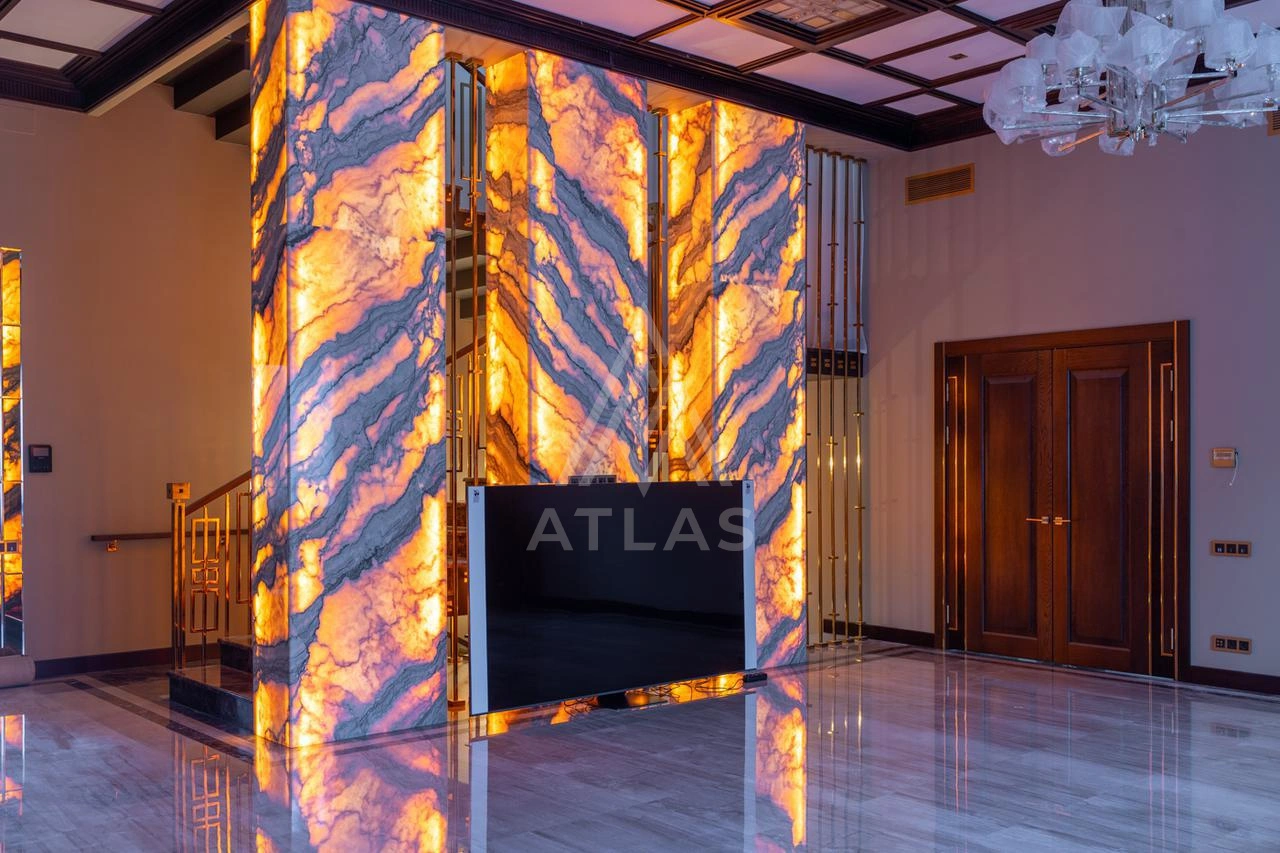 Новый дом в стиле Райт с бассейном, фото 3