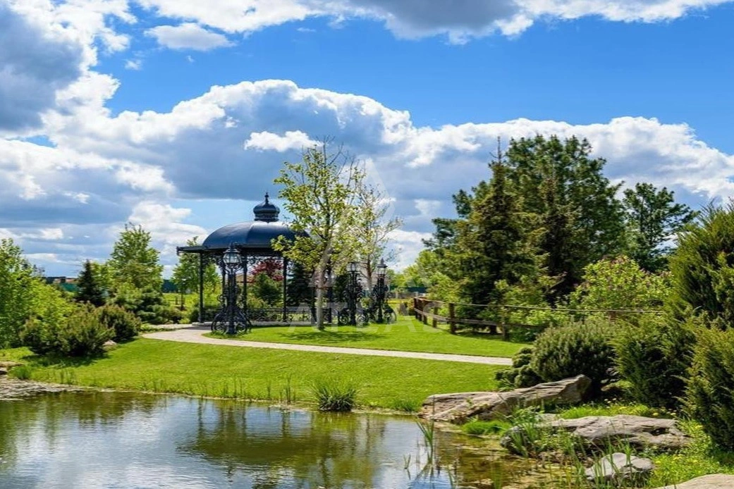 Участок с домом под снос в элитном поселке, фото 3