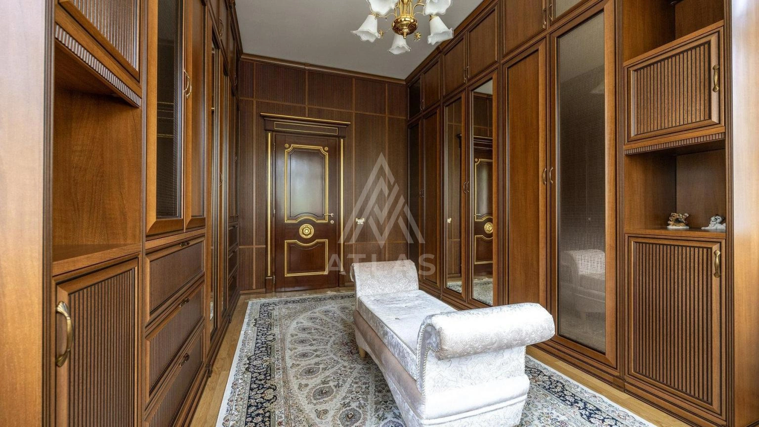 Классический дом на лесном участке, фото 12