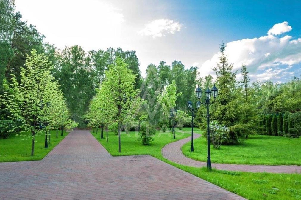 Участок в элитном поселке, фото 1