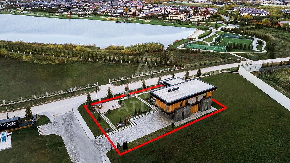 Современный дом с видом на озеро, фото 28