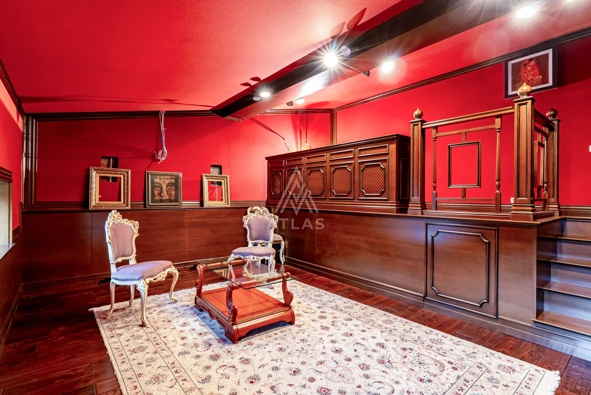 Классический особняк у водного канала, фото 17