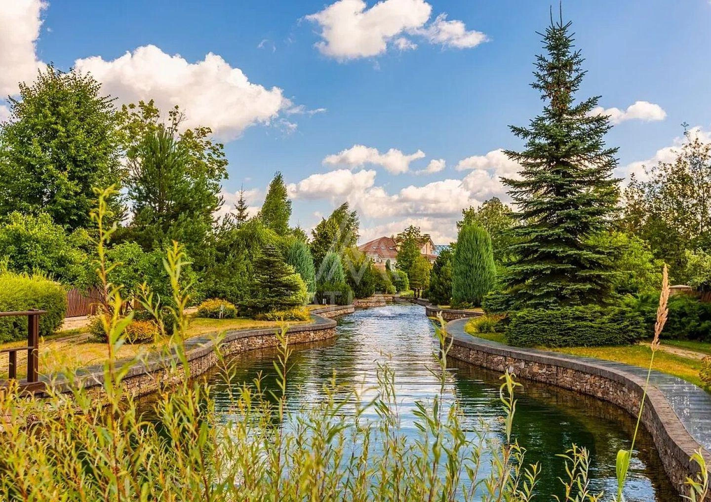 Видовой участок у водного канала, фото 4