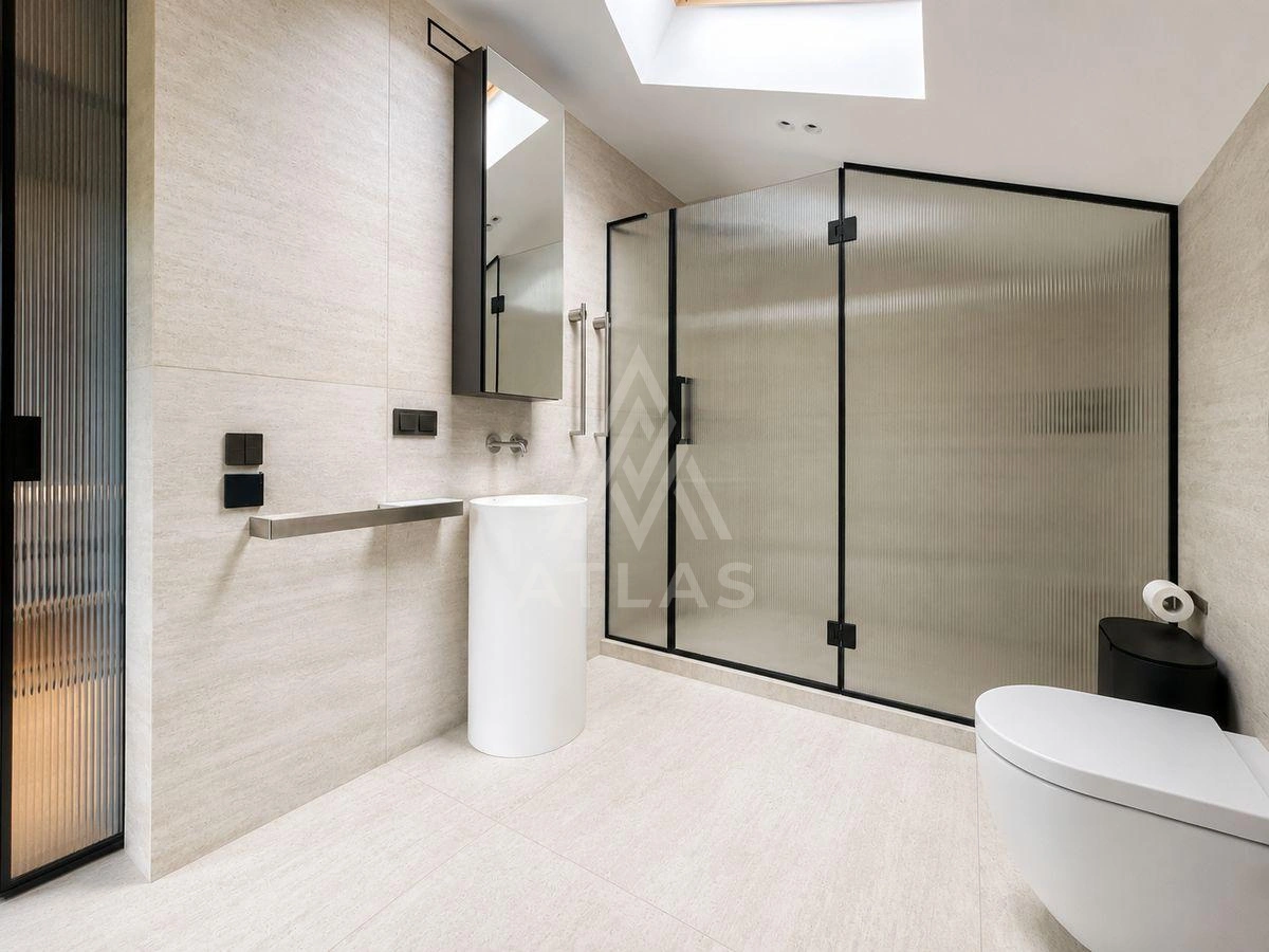 Резиденция со СПА-зоной в окружении леса, фото 10