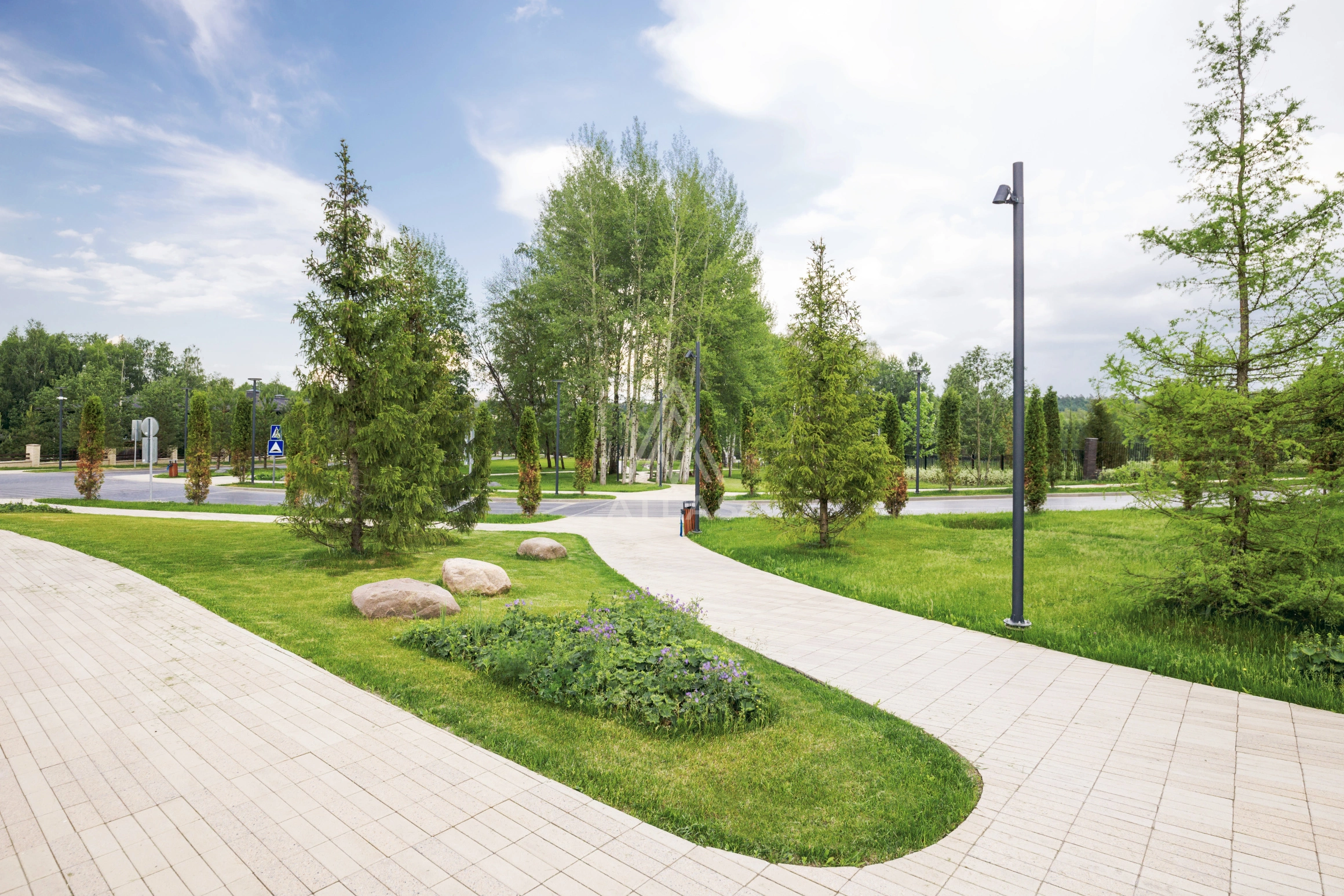 Видовой участок в элитном поселке, фото 1
