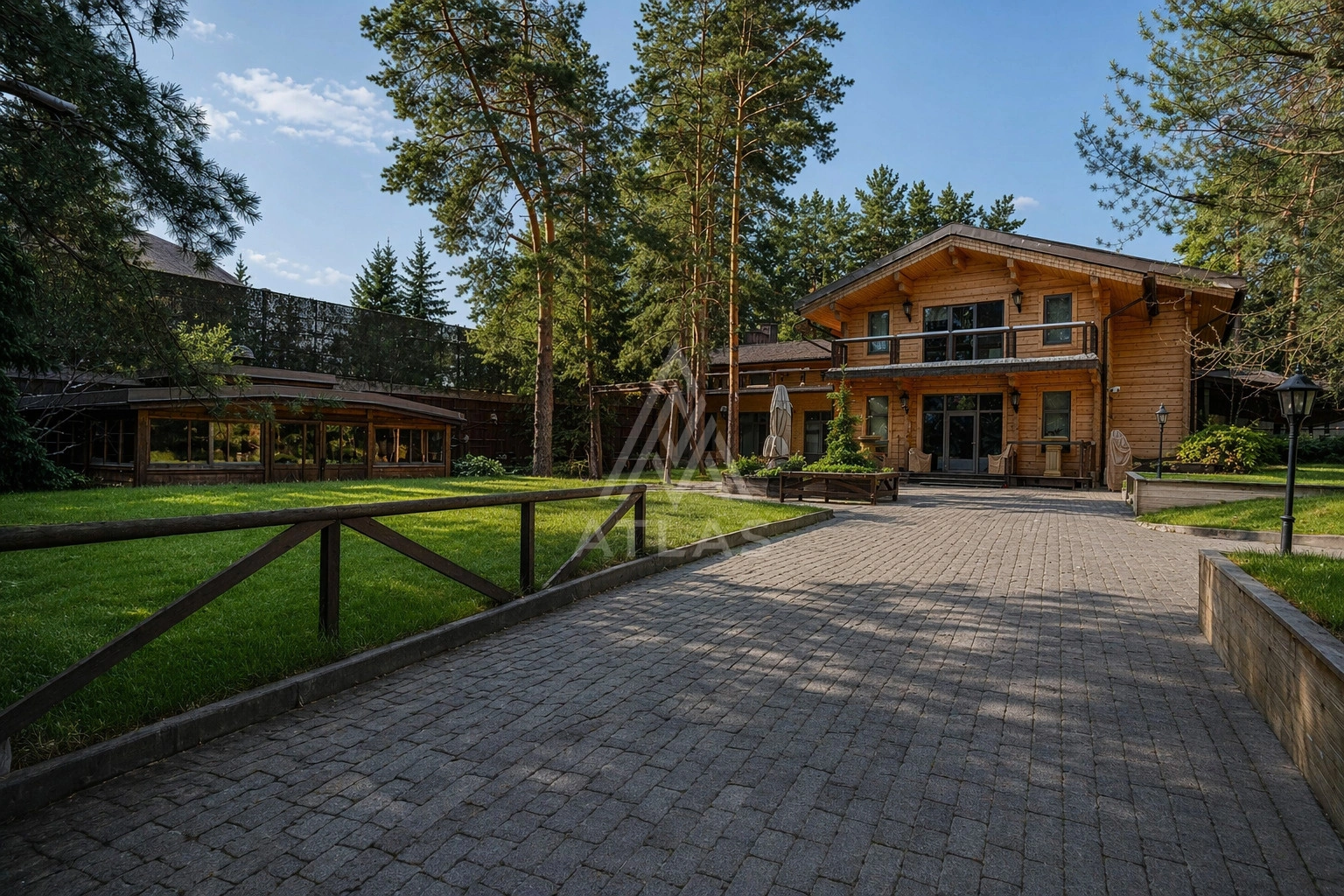 Дом по индивидуальному проекту с бассейном, фото 3