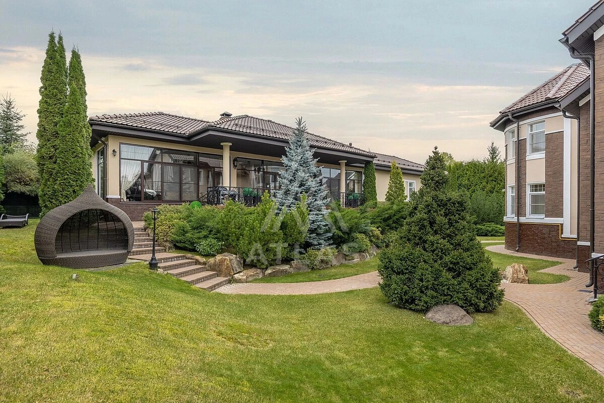 Дом в классическом стиле с SPA-зоной, фото 14