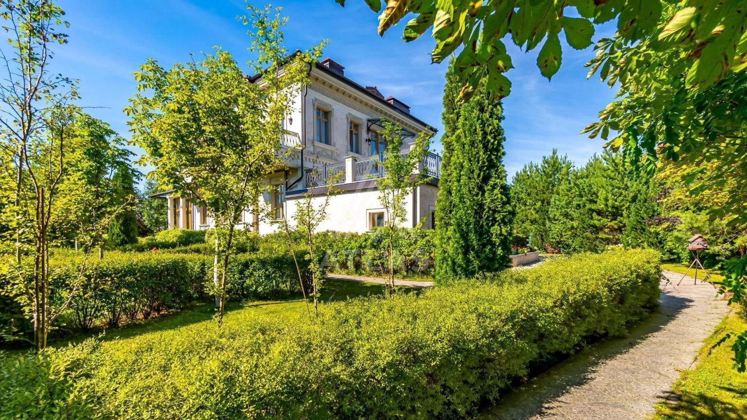 Классический особняк с полноценным SPA c бассейном, фото 20