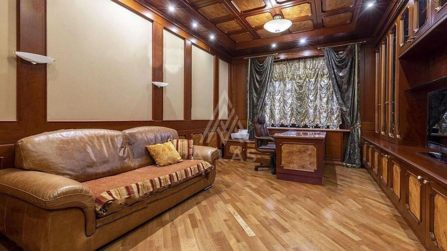 Дом по индивидуальному проекту с дизайнерским ремонтом, фото 4
