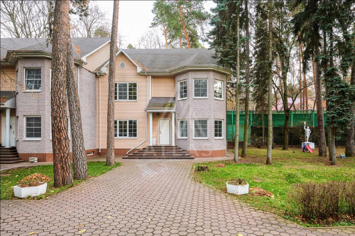 Таунхаус под ключ в тихой части поселка, фото 1