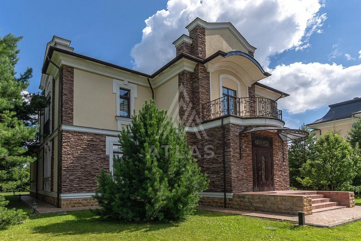Дом с классическим интерьером, фото 1