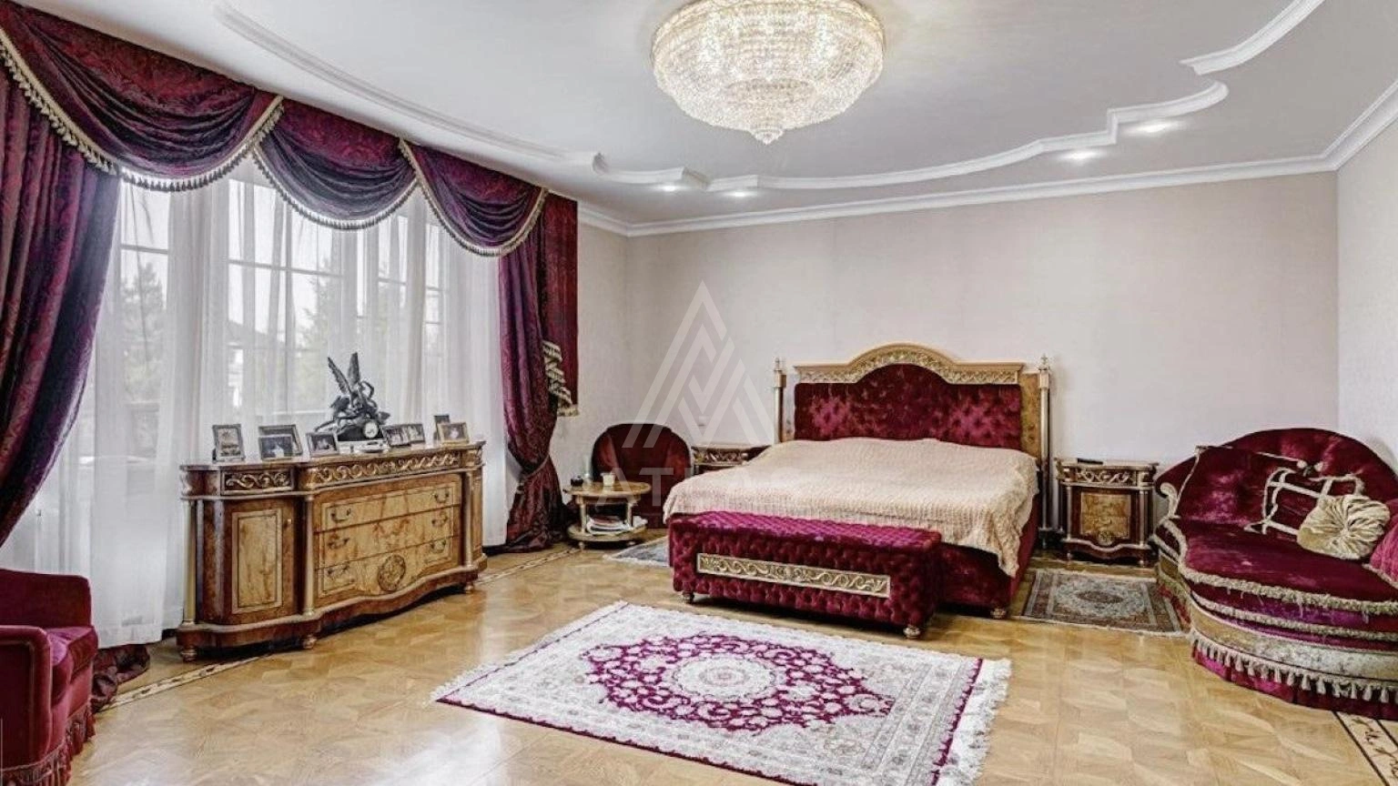 Классический дом с бассейном, фото 8